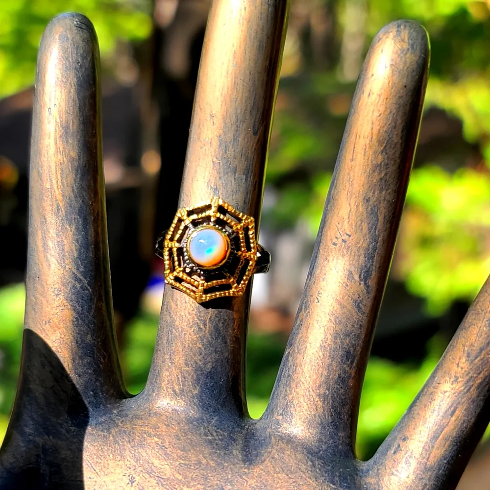 Fire Opal web 🕸 sterling rhodium & gold ring sz7.5 - Picture 1 of 5